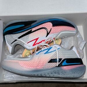Nike Zoom GT Cut size 10